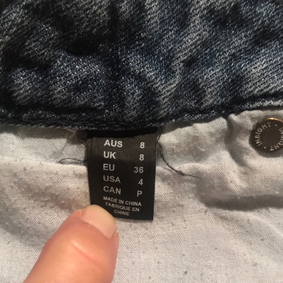 Vintage Insight High Waisted Skinny Shorts - Picture 4 of 8